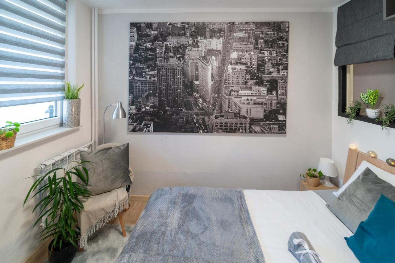 Metro Lux Home Apartment ワルシャワ エクステリア 写真