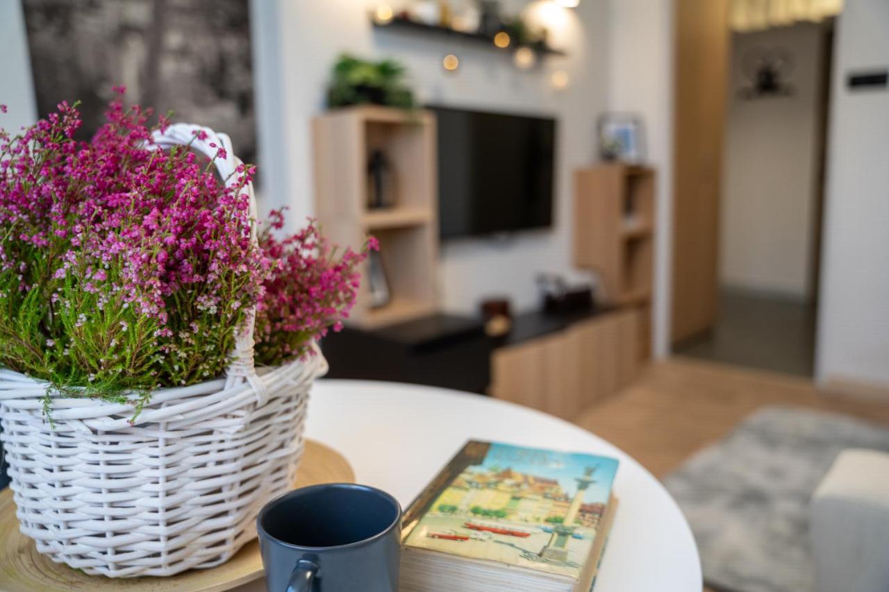 Metro Lux Home Apartment ワルシャワ エクステリア 写真